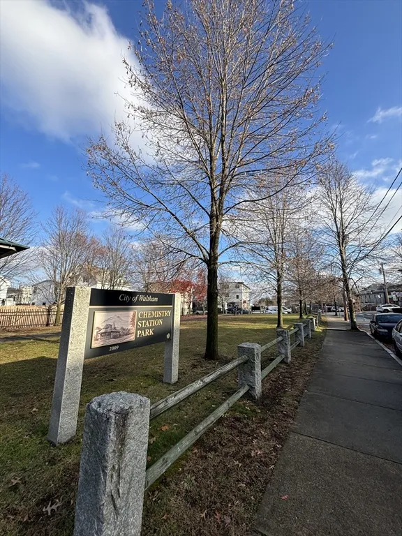 33 Gorham St, South Side