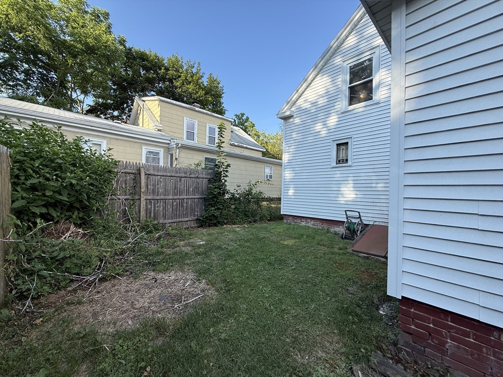 42 Broad St, North Attleboro