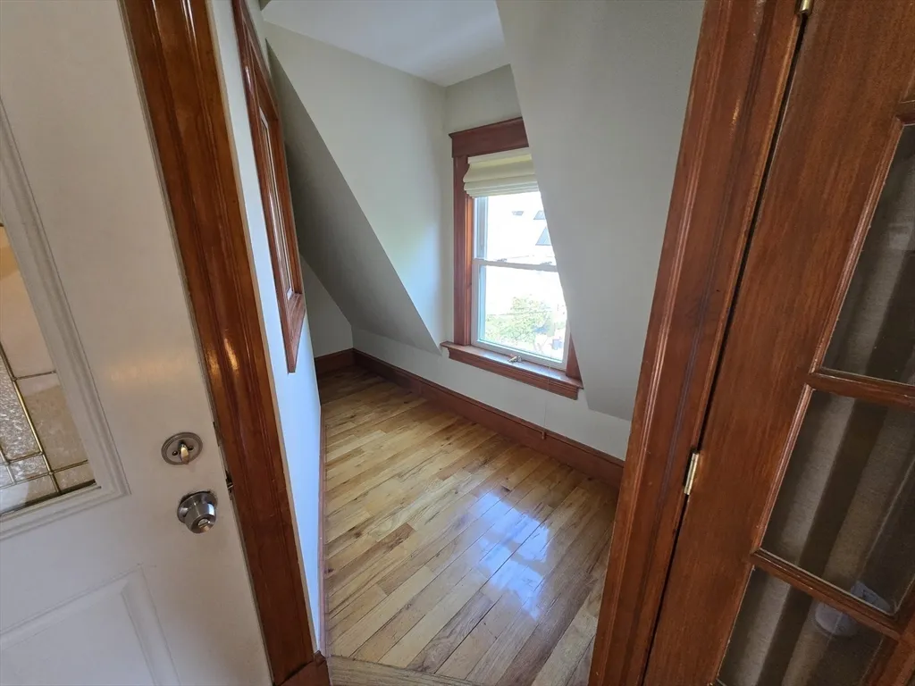 12 Saint Paul St, Mid-Cambridge