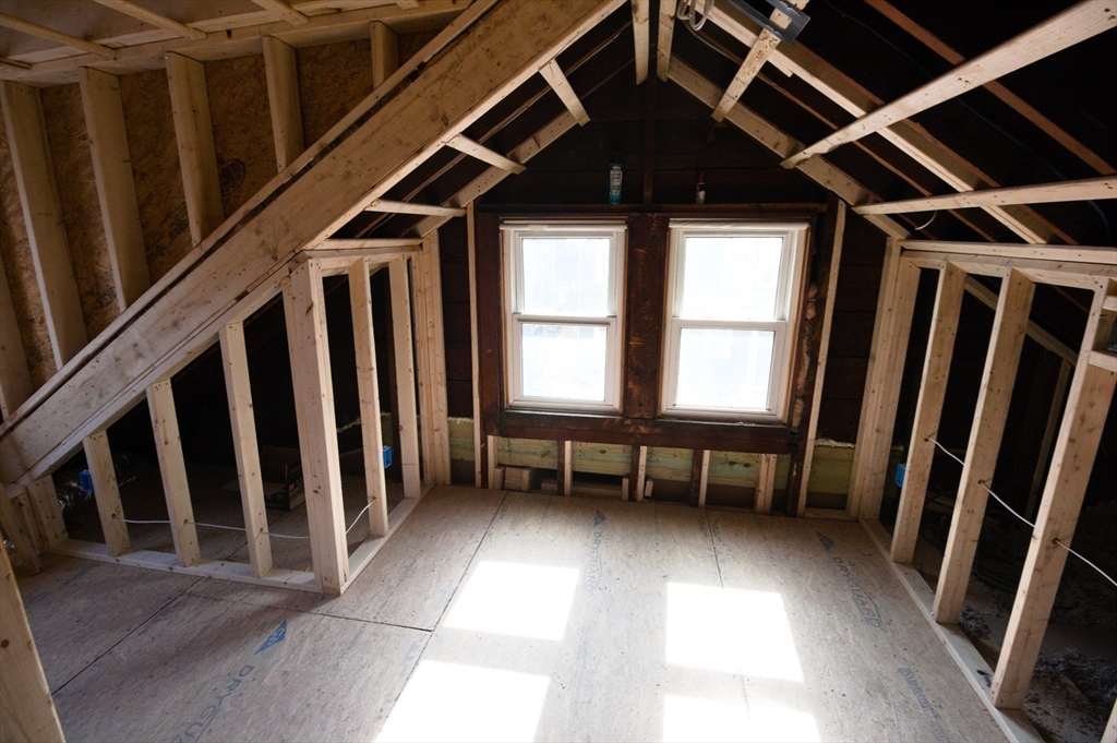 170 Calumet St, Mission Hill