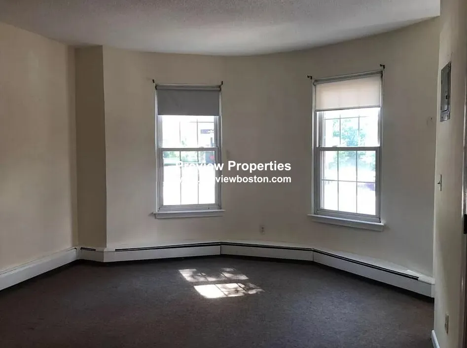 66 South Huntington Ave, Jamaica Plain