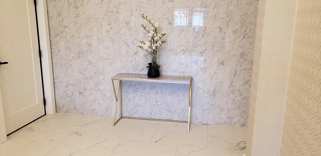 50 Hichborn, Brighton