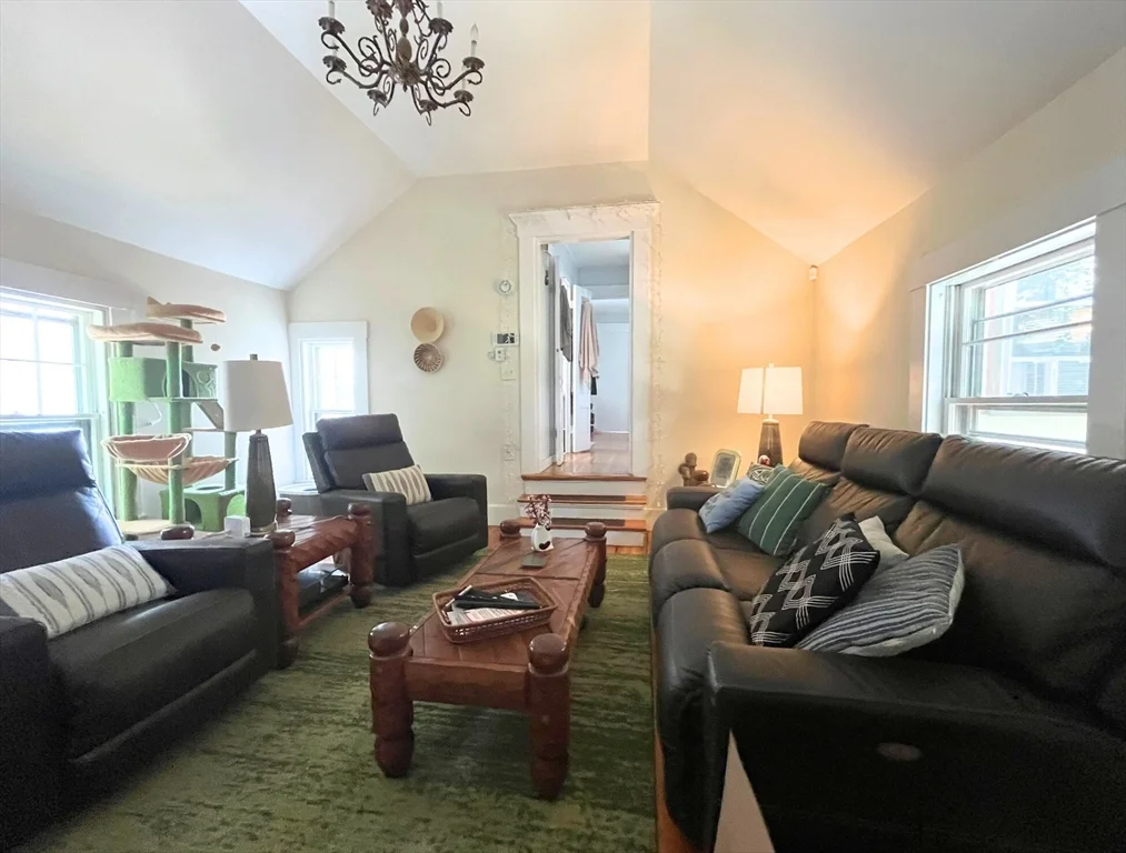 269 Lamartine St, Jamaica Plain