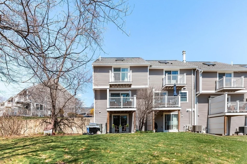 320 Newbury St, Danvers