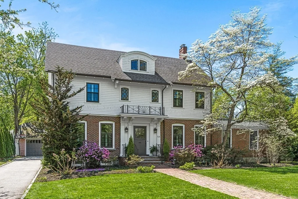 54 Wedgemere Ave, Wedgemere