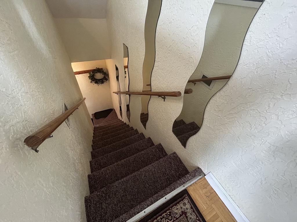 370 Main St, Winthrop