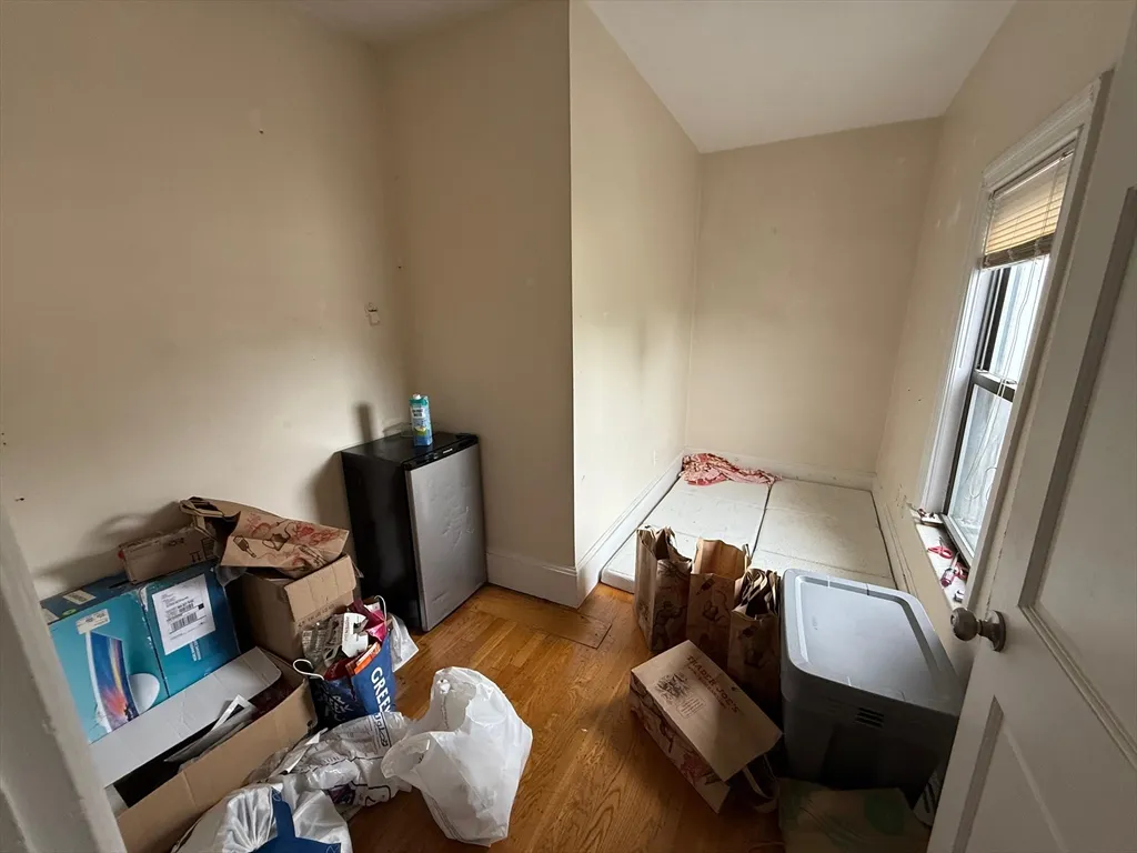 48 Allston St, Allston