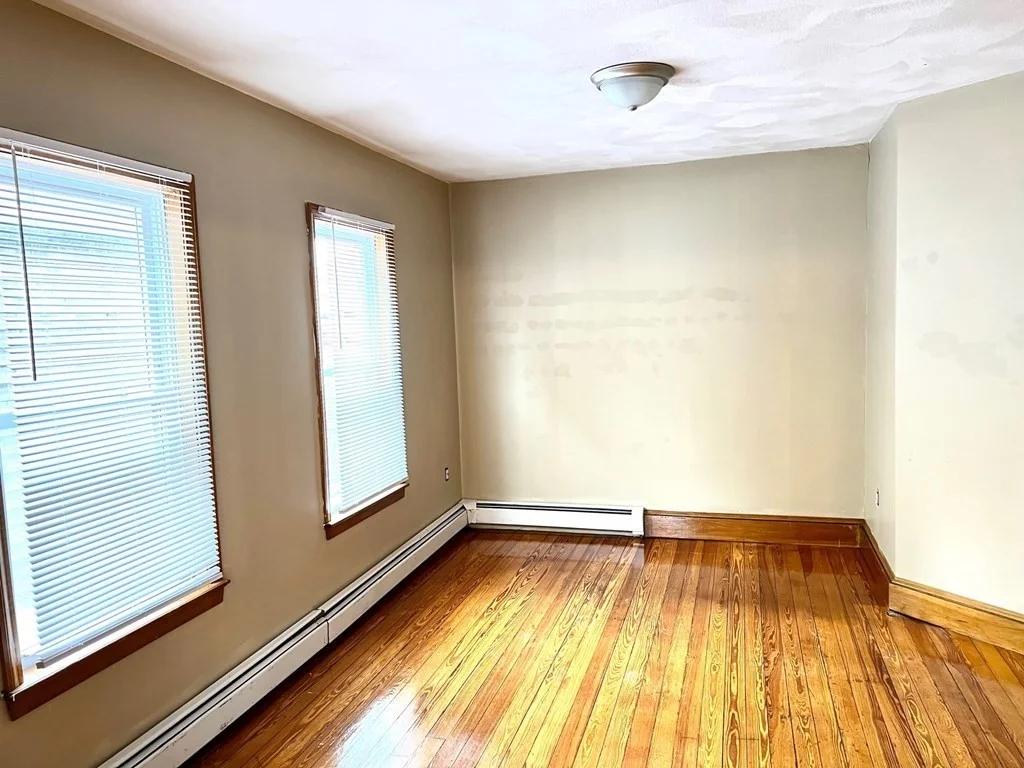 12 Forrest St, Winthrop
