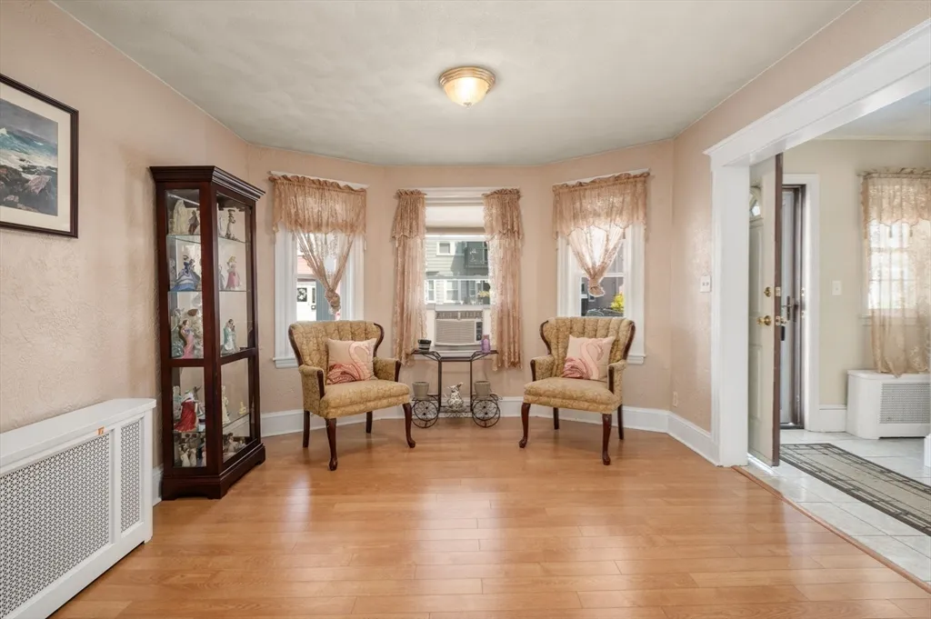 76 Windsor Rd, Tufts University