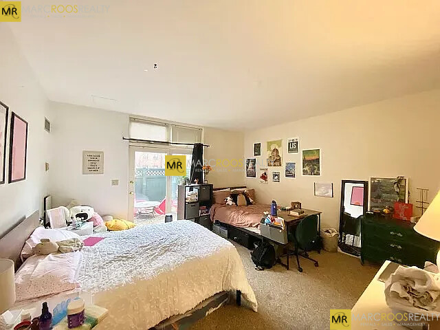 3 Douglass Park, Roxbury