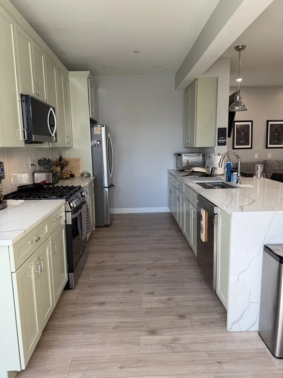 415 East 7th, South Boston