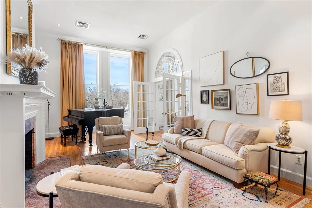 120 Beacon, Back Bay