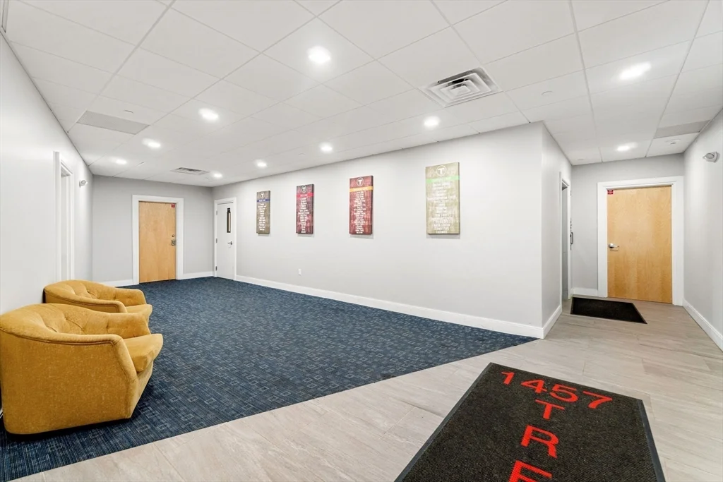 1457 Tremont St, Mission Hill