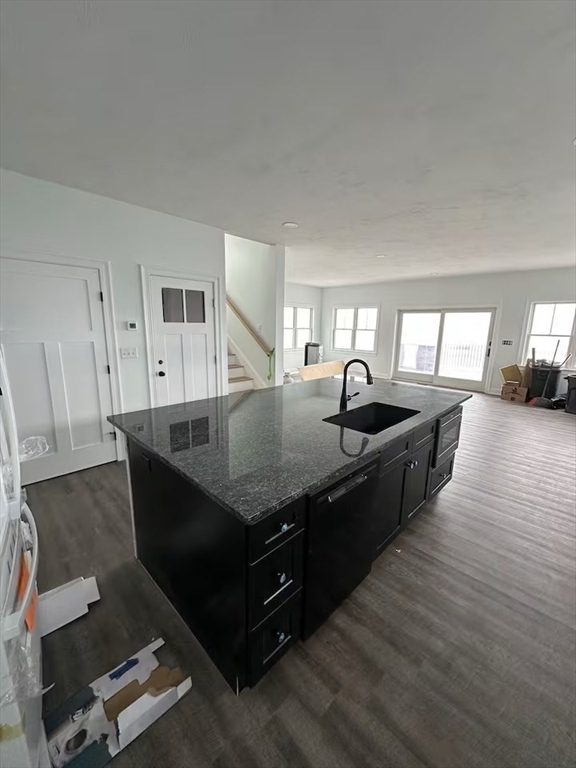 10 Charlotte St, Rexhame