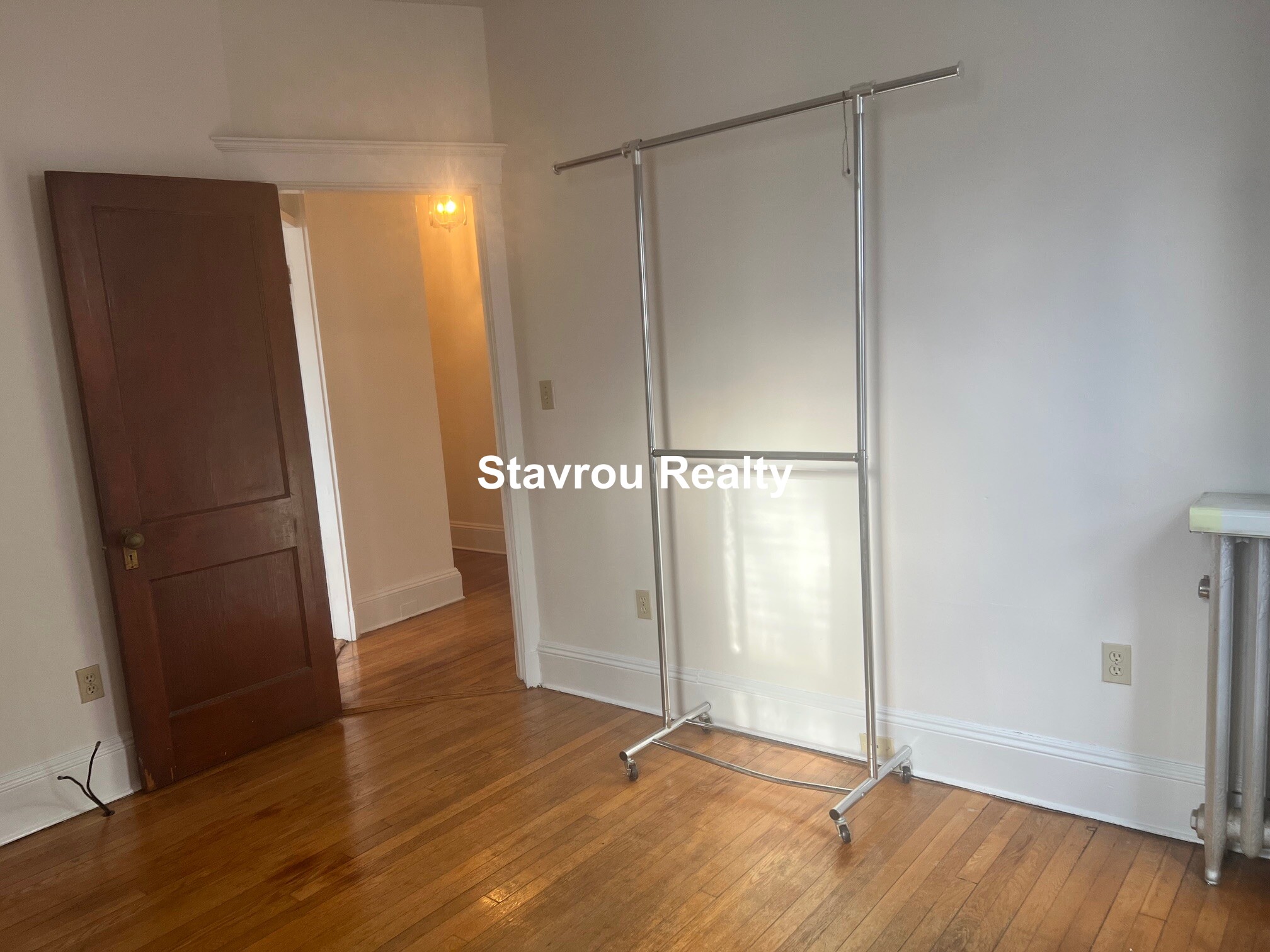 1677 Beacon St, Aspinwall Hill