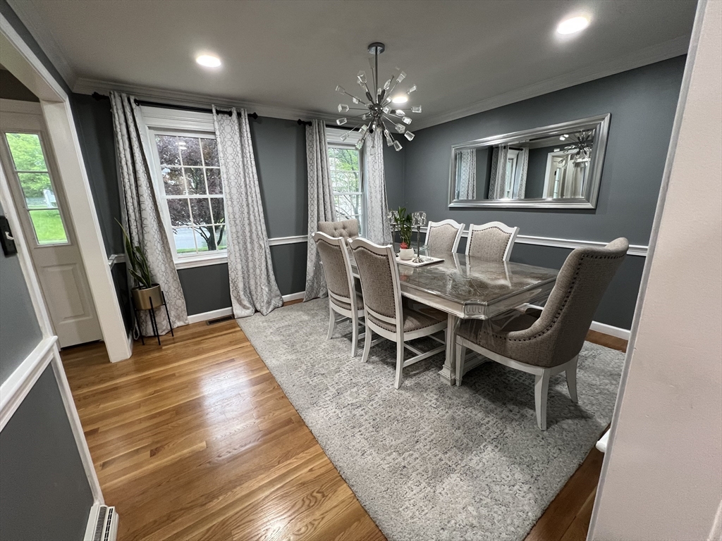 51 Ireta Rd, Shrewsbury