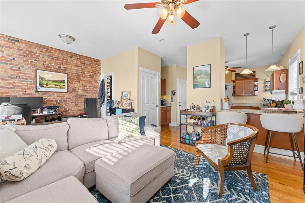 470 East 6th St, South Boston