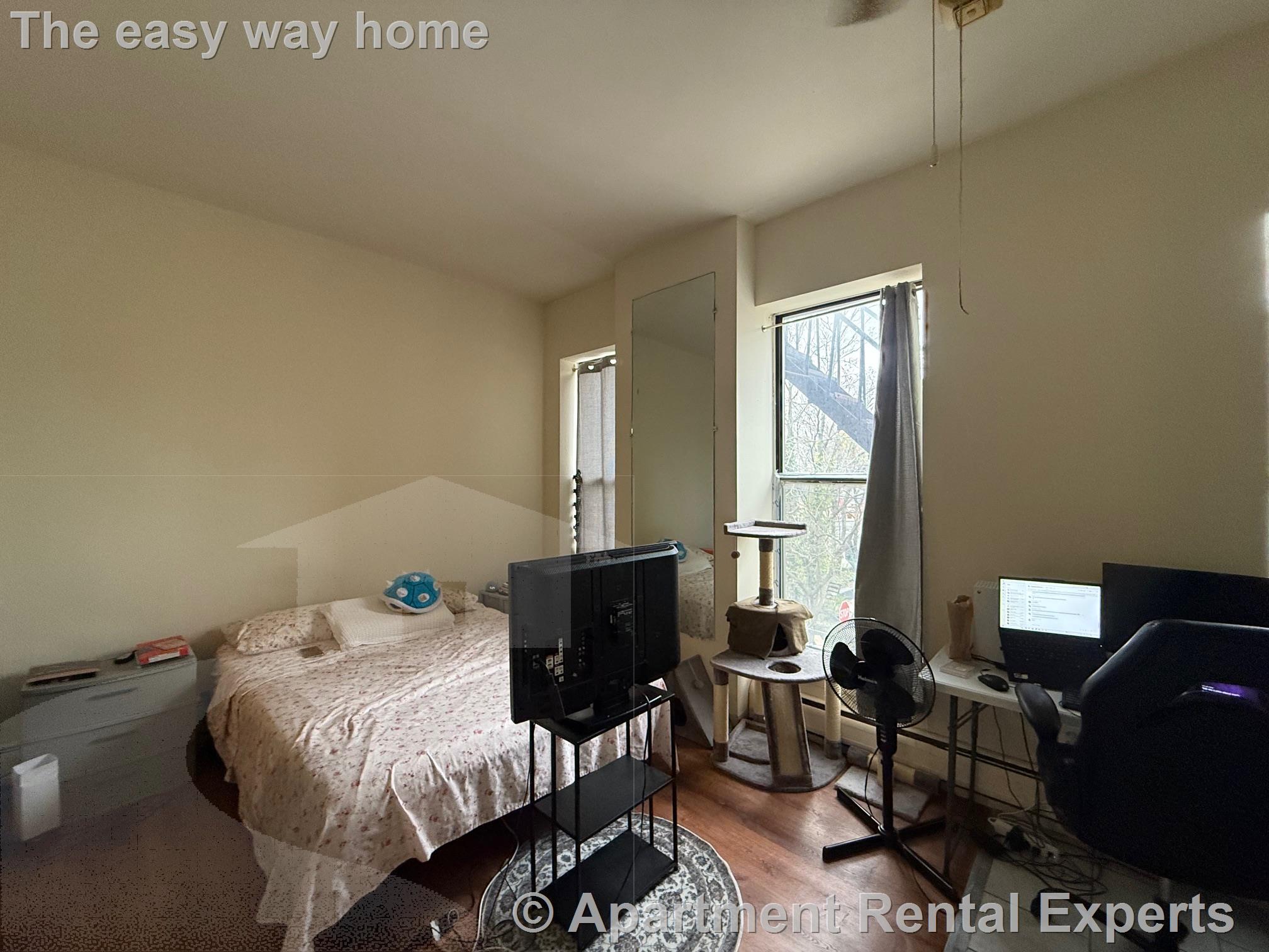 247 Pearl St, Winter Hill