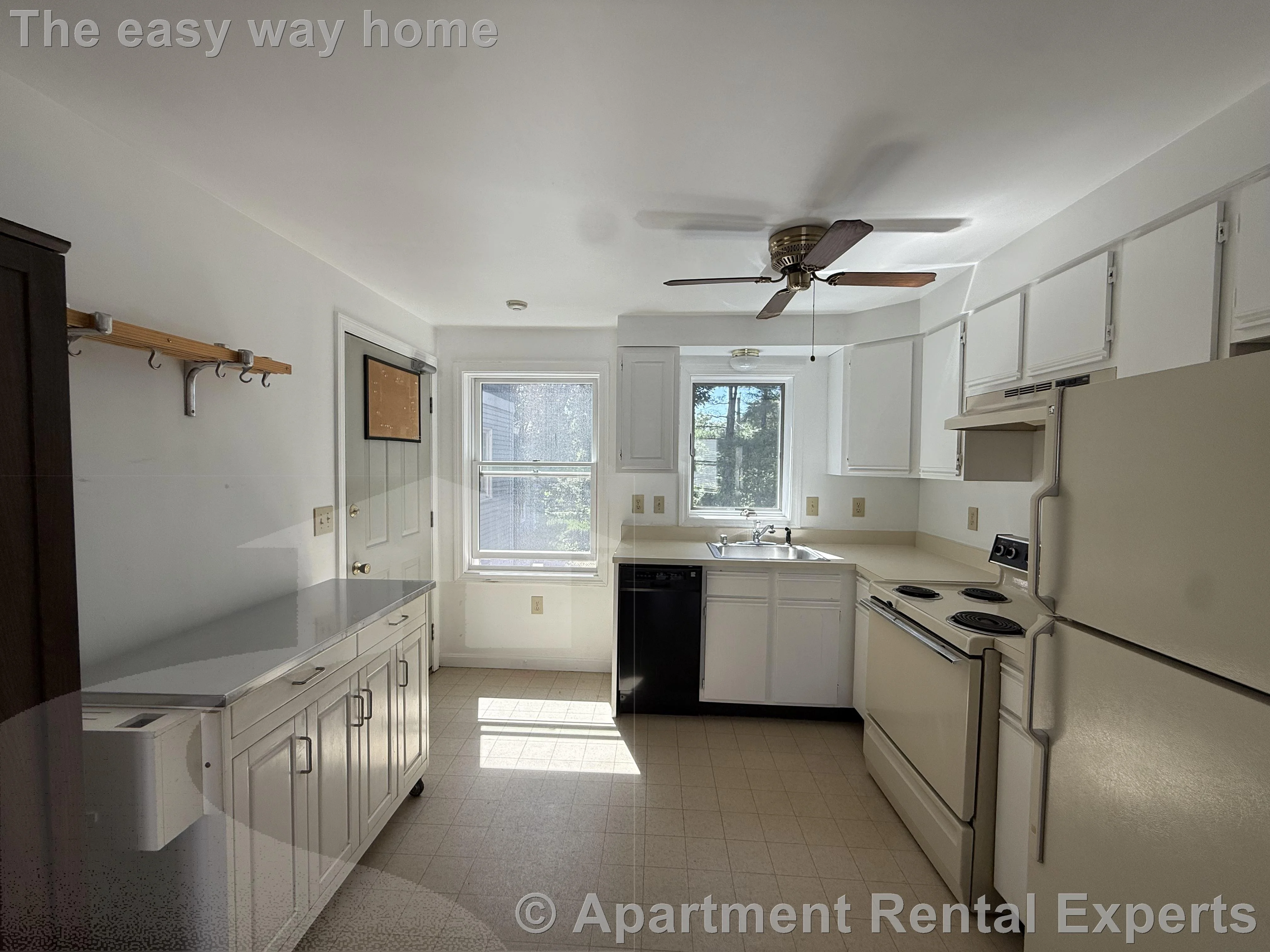 45 Cross St, Medford Square