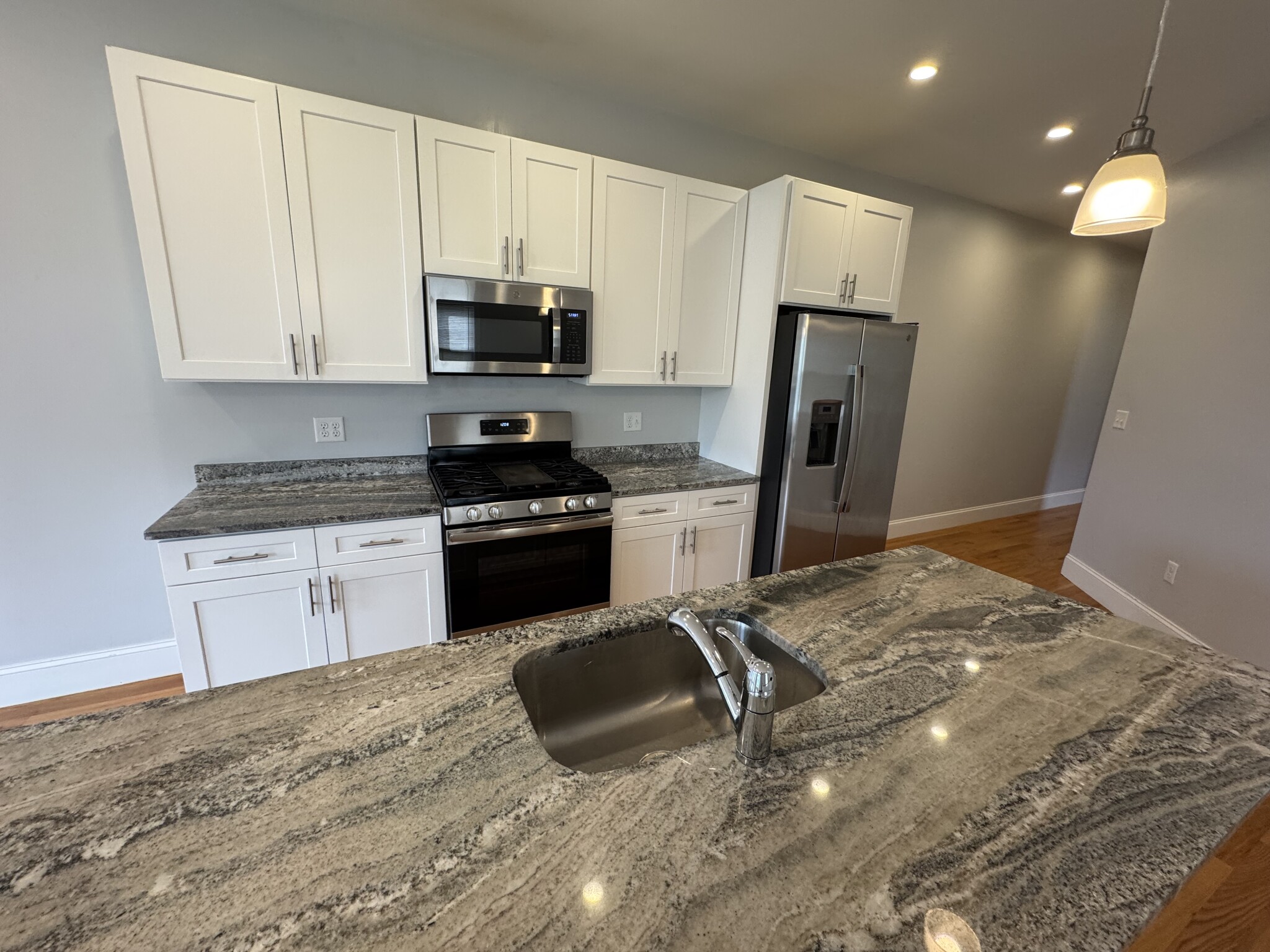 8 Islington St, Allston