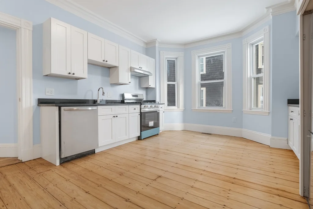 106 Paul Gore St, Jamaica Plain