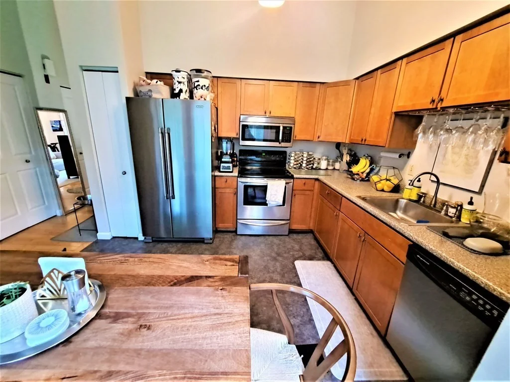 49 Cedar St, Roxbury