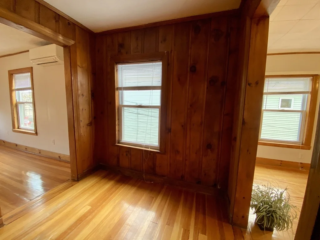 20 Webster Ave, East Somerville
