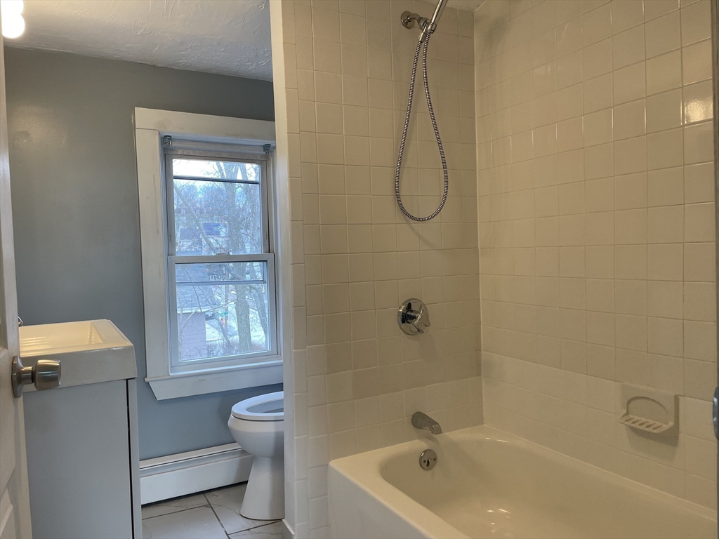 6 Beacon St, Hyde Park