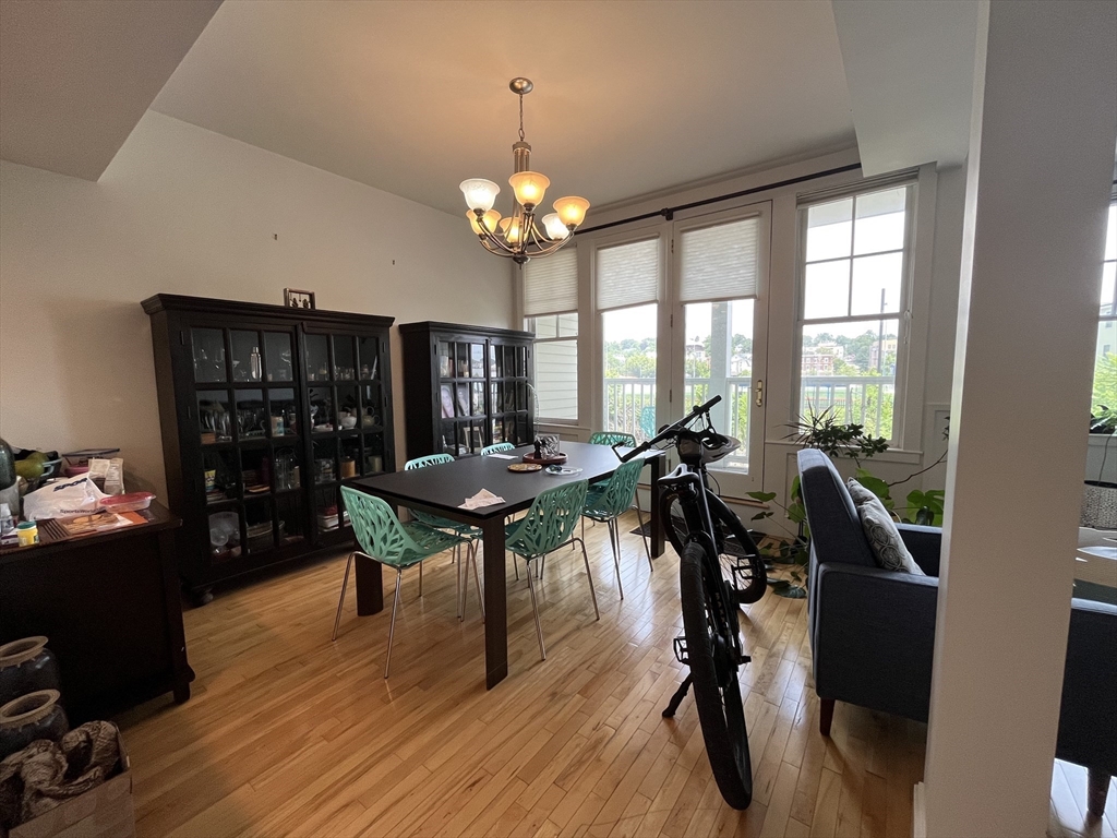 17 Ivaloo St, Ward Two