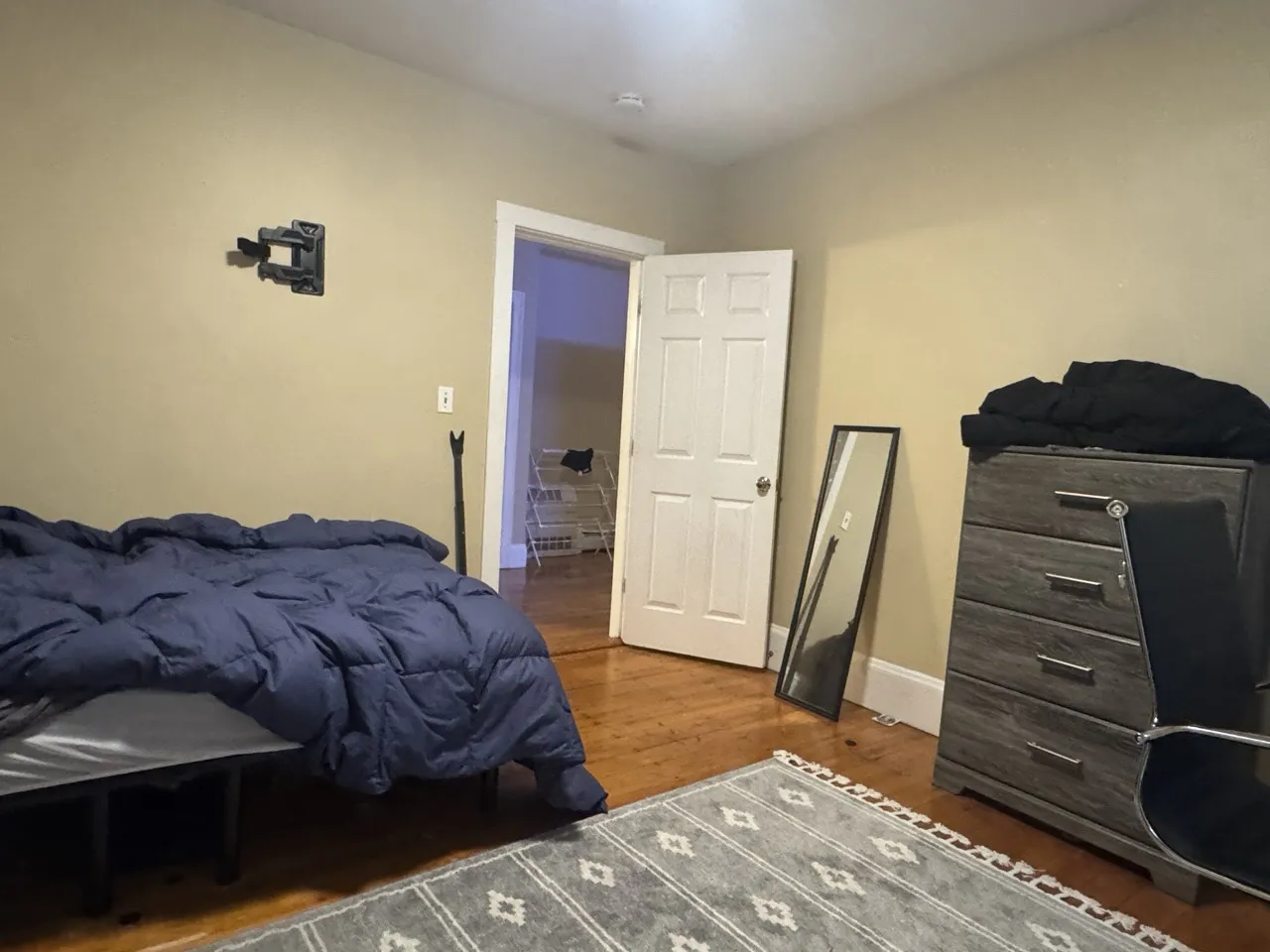 44 Hillside St, Mission Hill