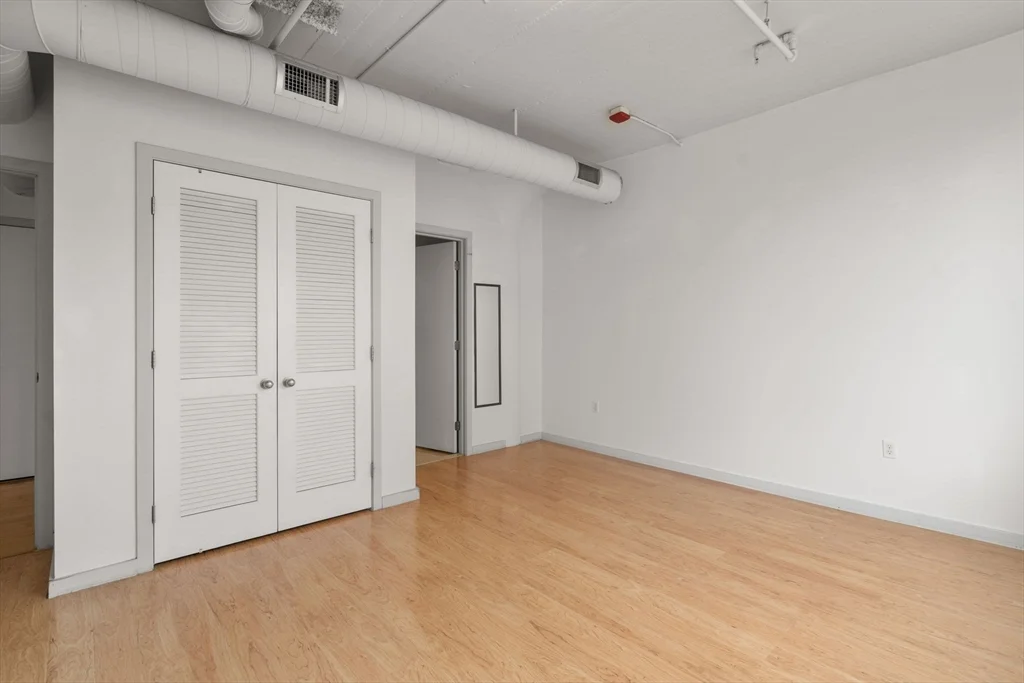 210 South St, Leather District