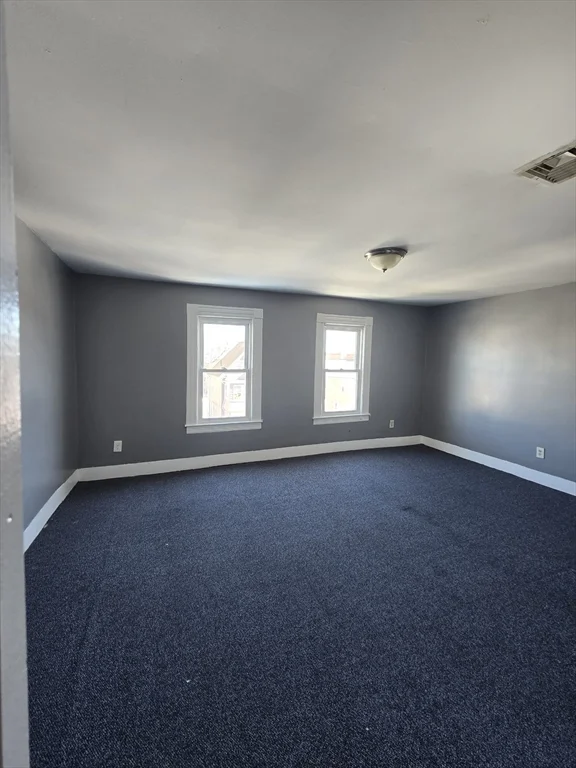 254 Oakland, Springfield