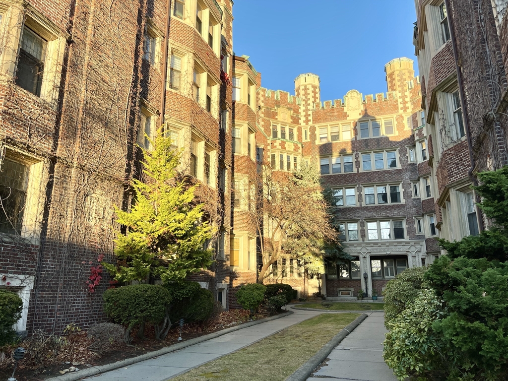 10 Dana St, Mid-Cambridge