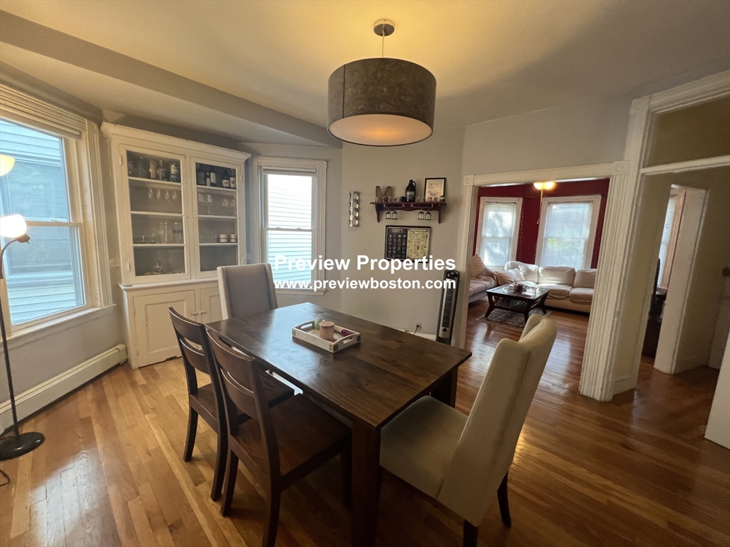 12 Anson St, Jamaica Plain