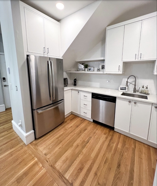 16 Claremont Park, South End