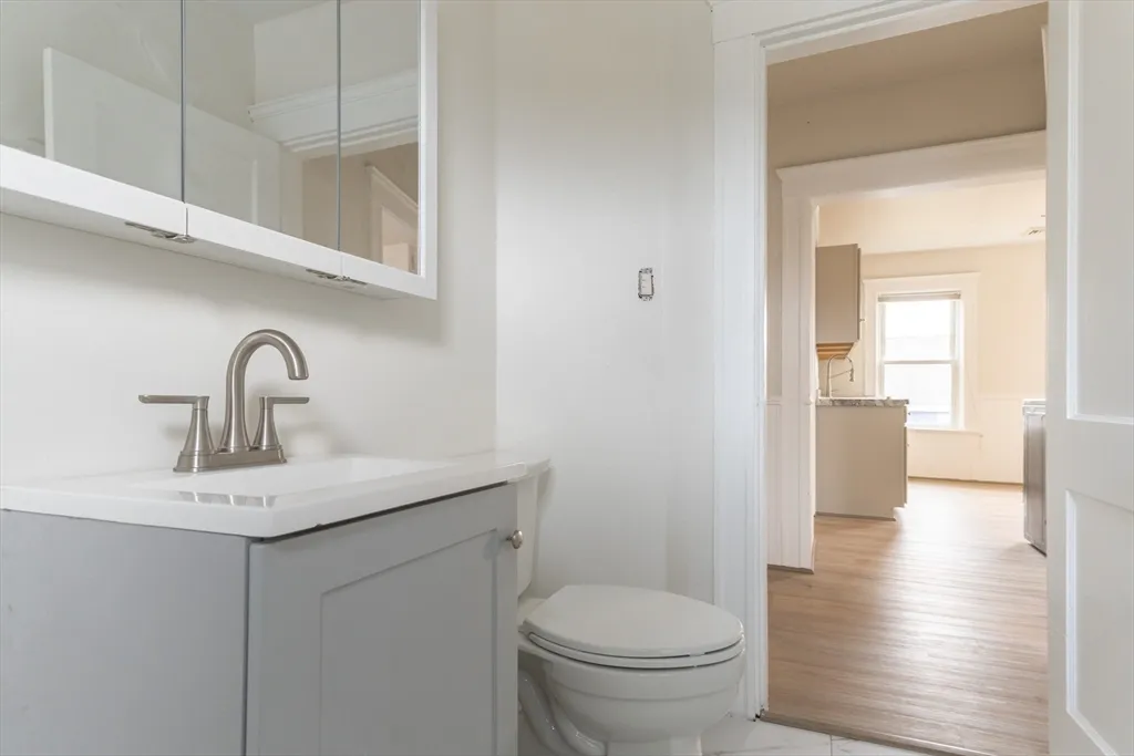 643 Rathbun, Blackstone