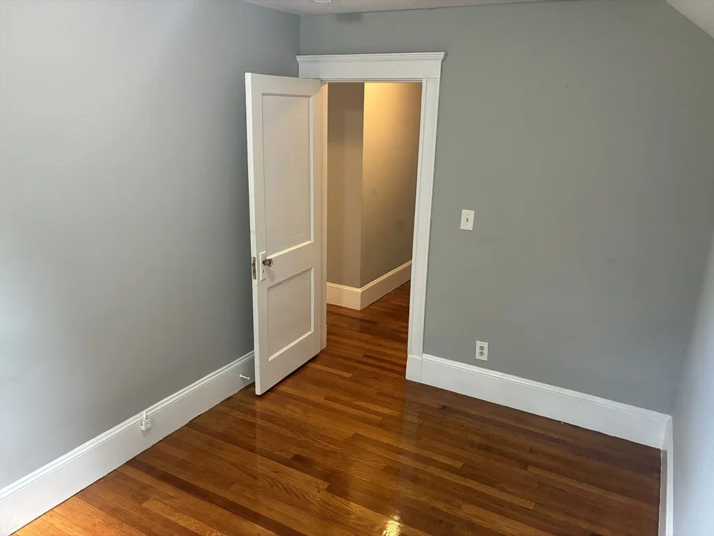 350 Plain St, Braintree