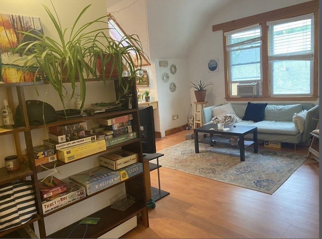 20 Walden St, Porter Square