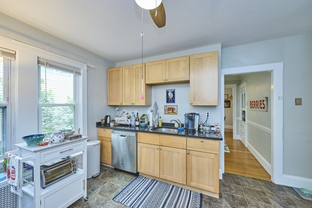 25 Mendum St, Jamaica Plain