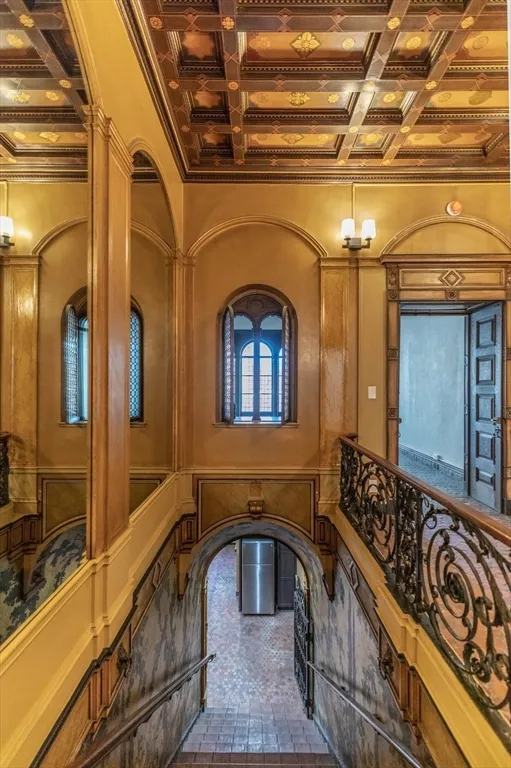 107 Beacon St, Back Bay