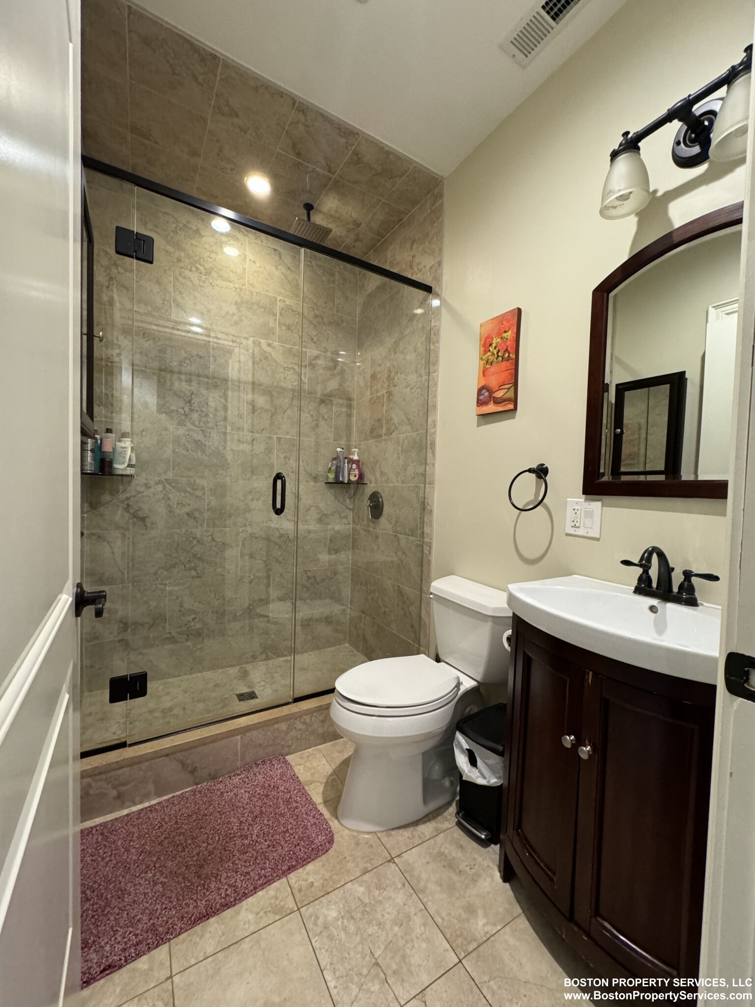 4 bed, 2 bath apartment for rent at 7 Wigglesworth St Unit 10, Mission Hill — photo 4 of 8