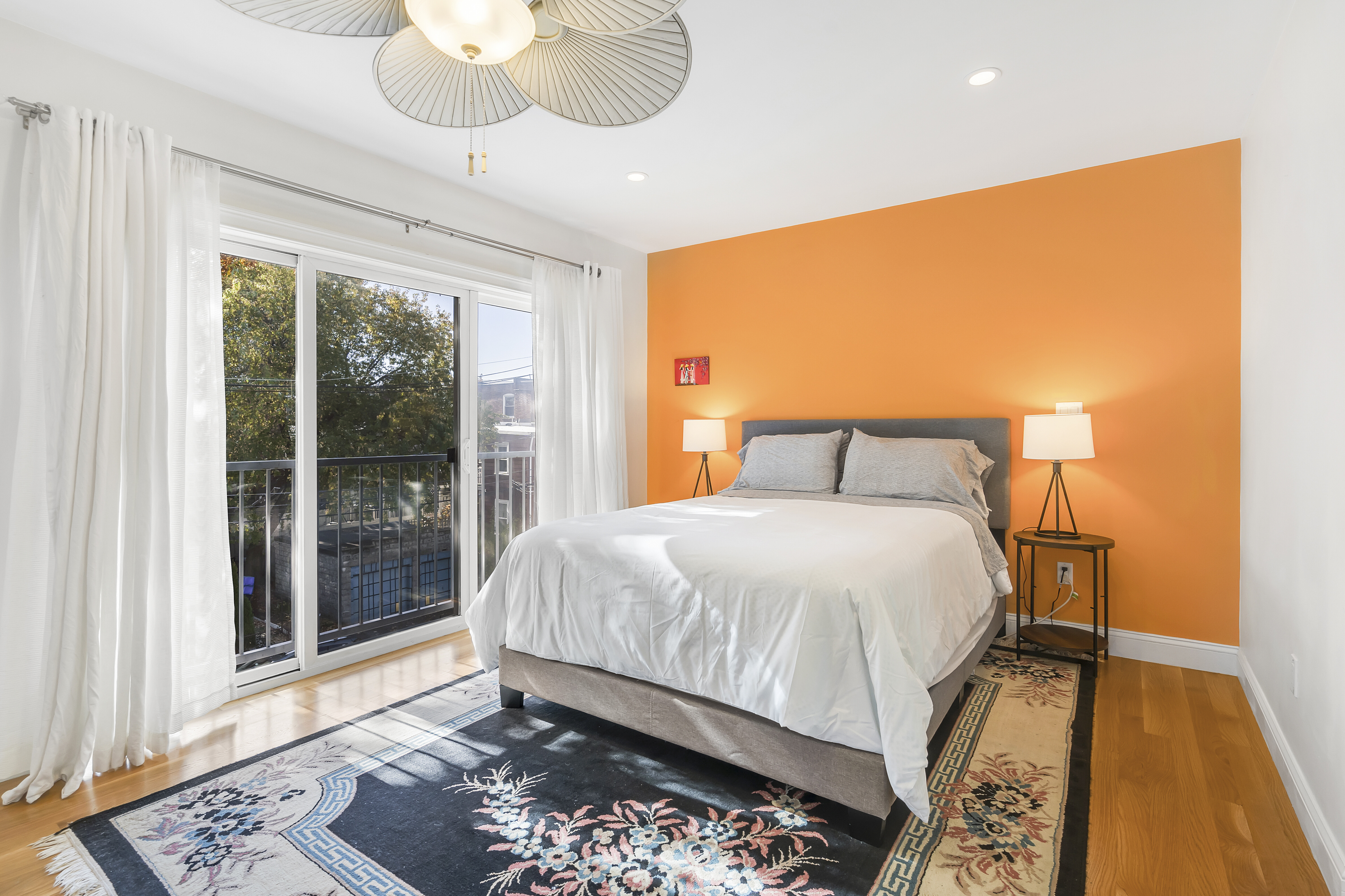 4 bed, 2.5 bath apartment for rent at 12 Bradbury St Unit 12, Allston — photo 21 of 30