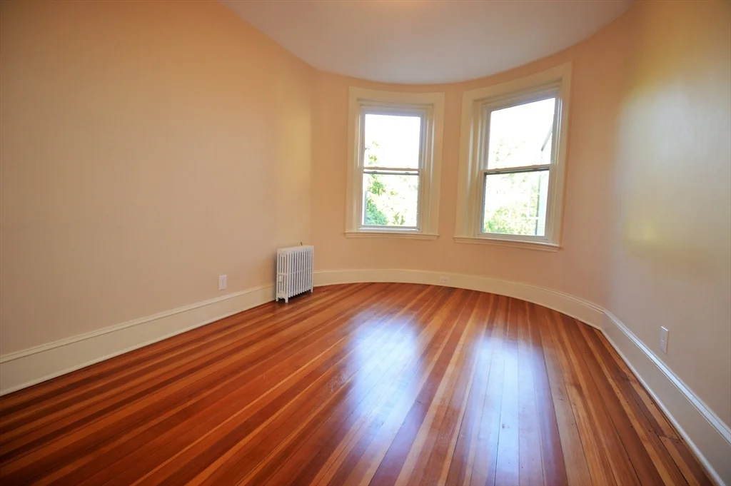 35 Saint Paul St, Coolidge Corner