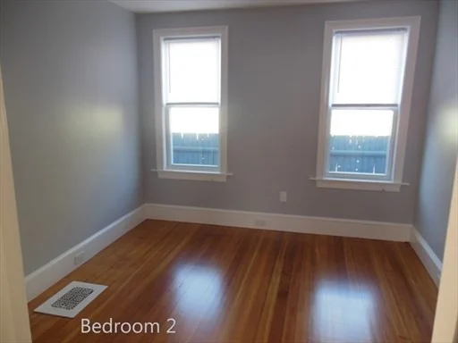 5 Pearl St, Salem
