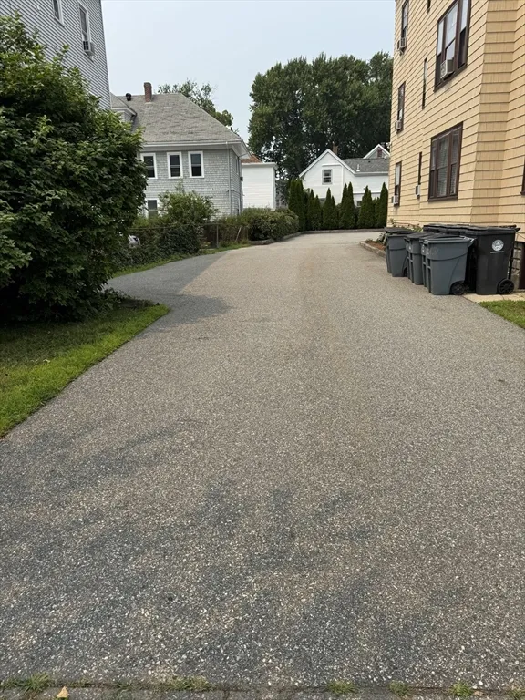 106 Kenoza Ave, Winnekenni Park