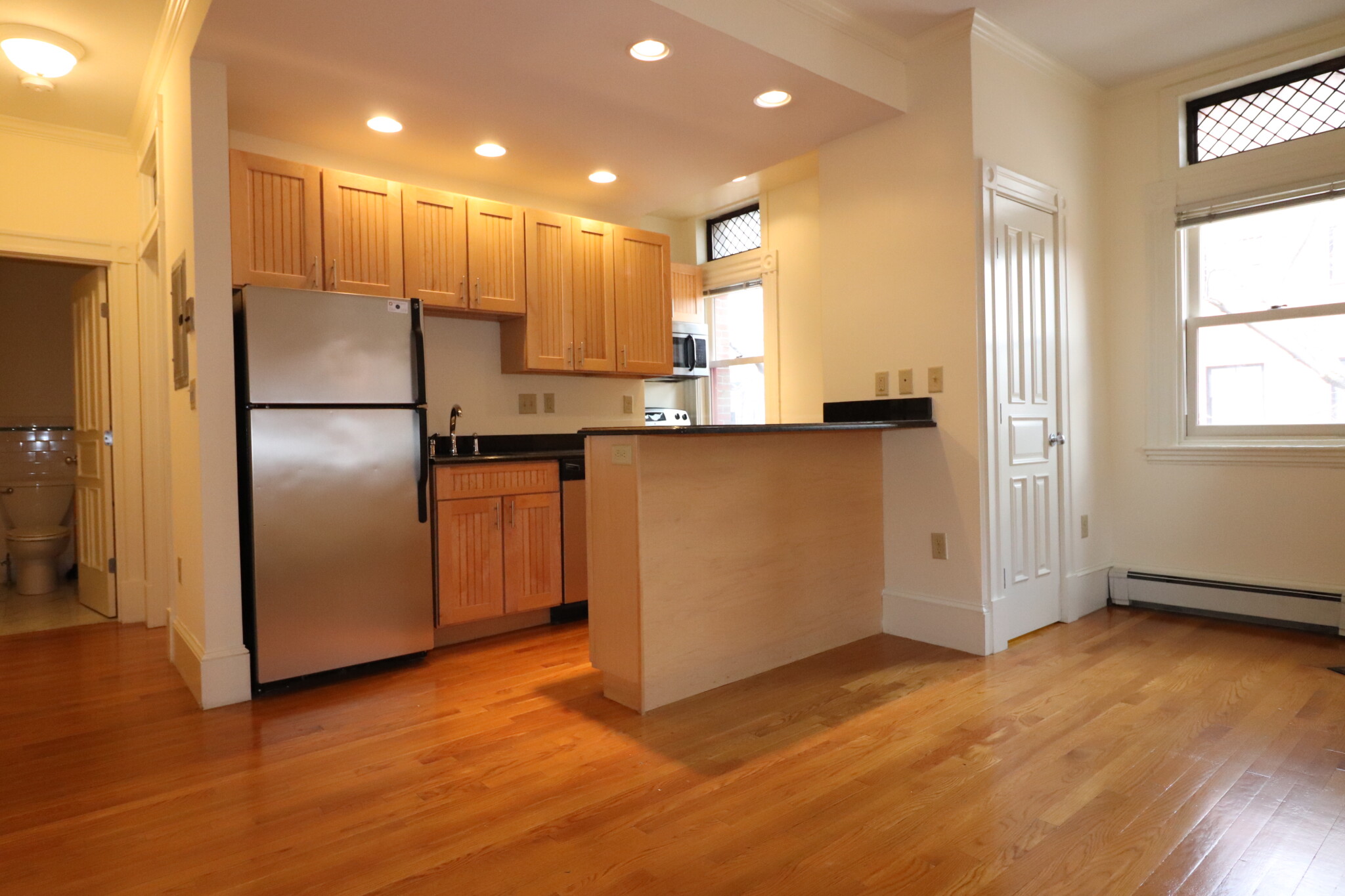 195 Commonwealth Ave, Back Bay