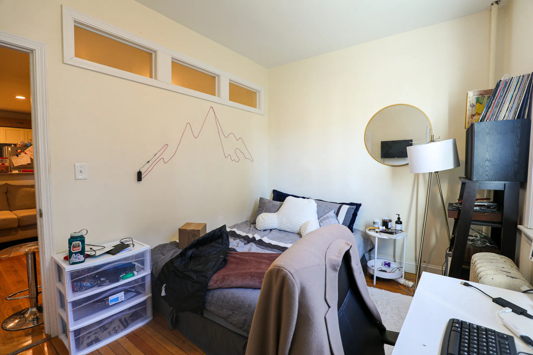 318 Saint Paul St, West End