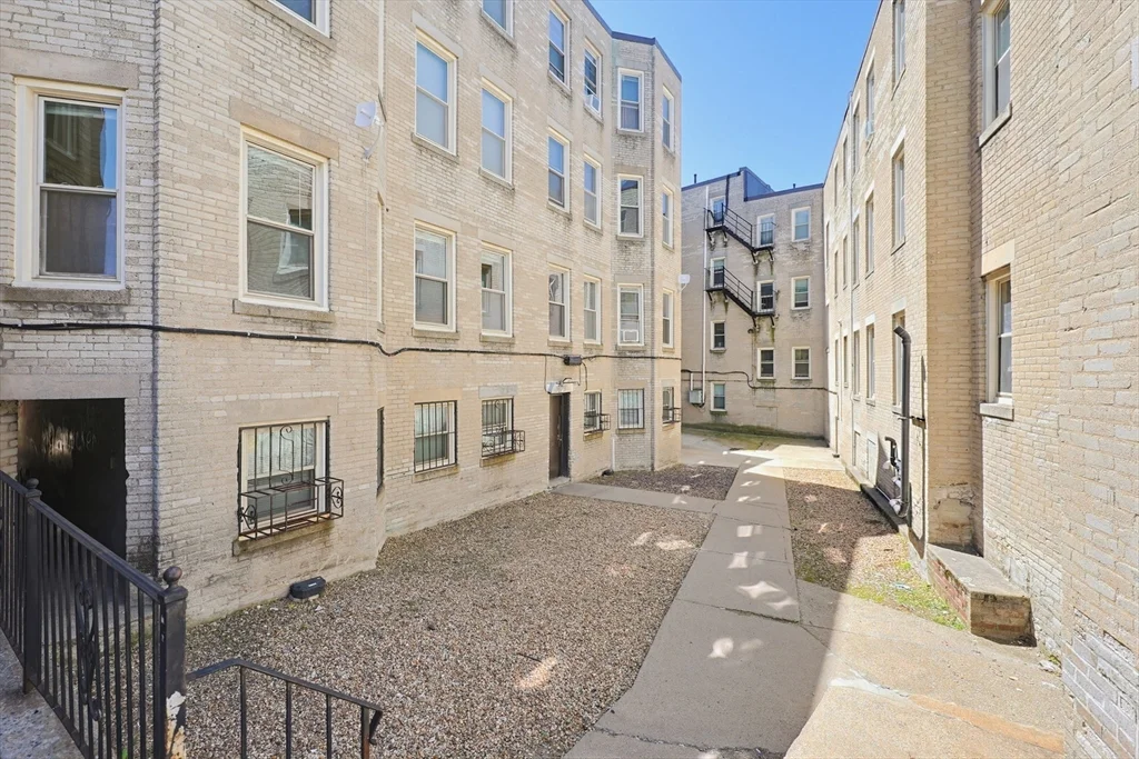 9 Colborne Rd, Brighton