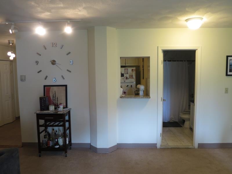 373 Highland Ave, Powder House Square