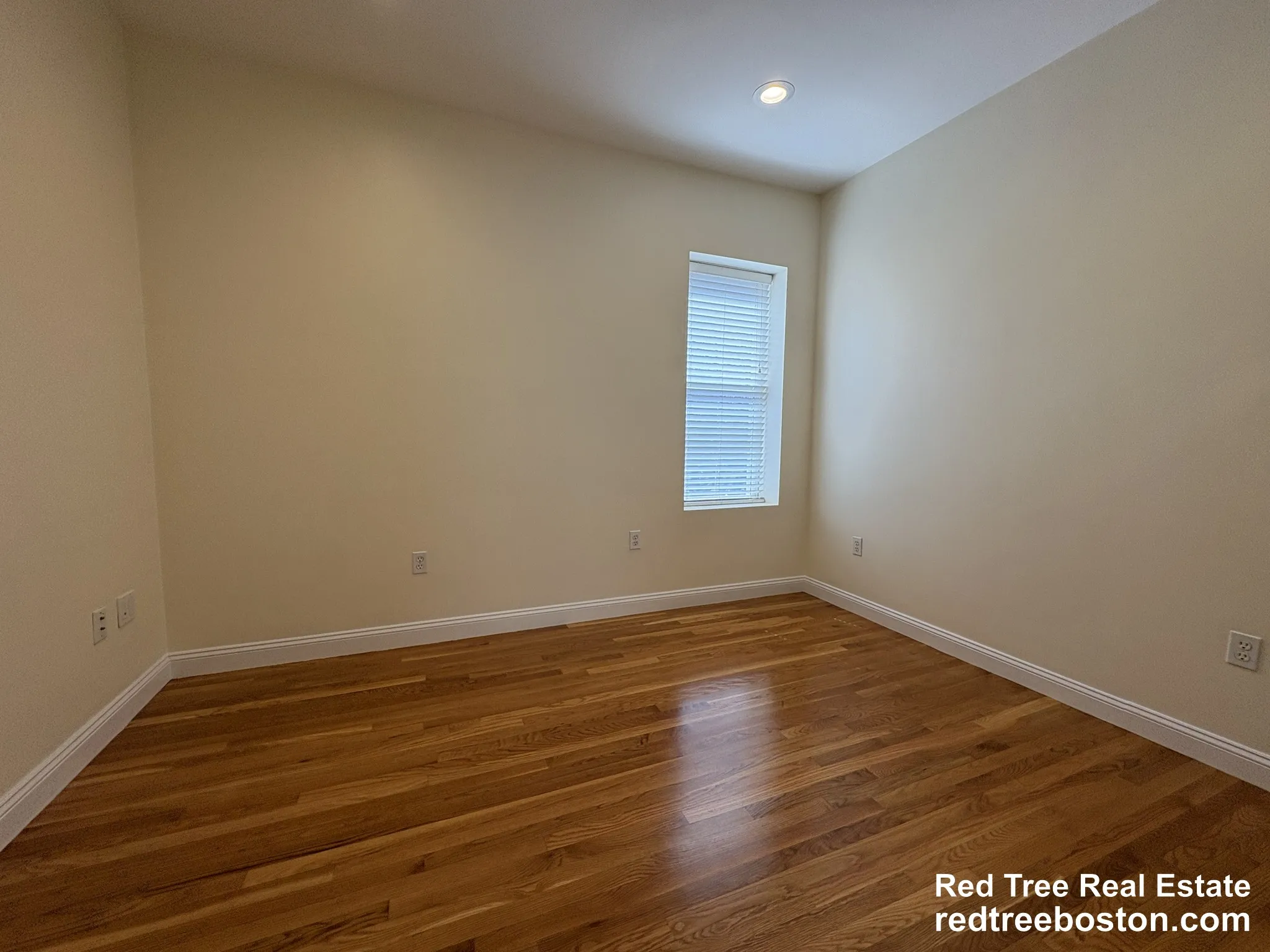 1801 Beacon St, Brookline